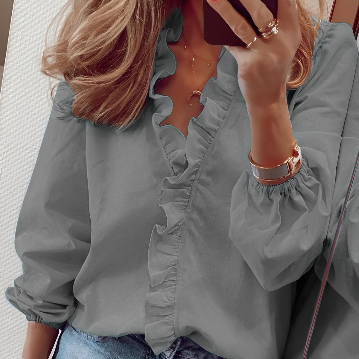 Martha - Blouse chic à volants avec col en V pour femmes