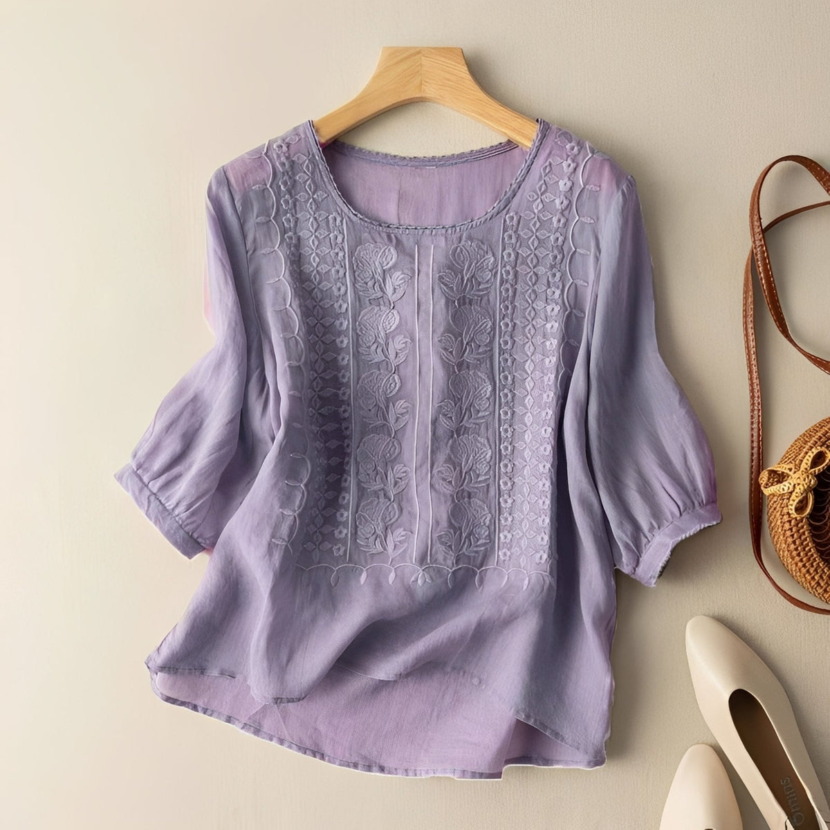 Gretchen - Blouse chic brodée à manches 3/4 pour femmes