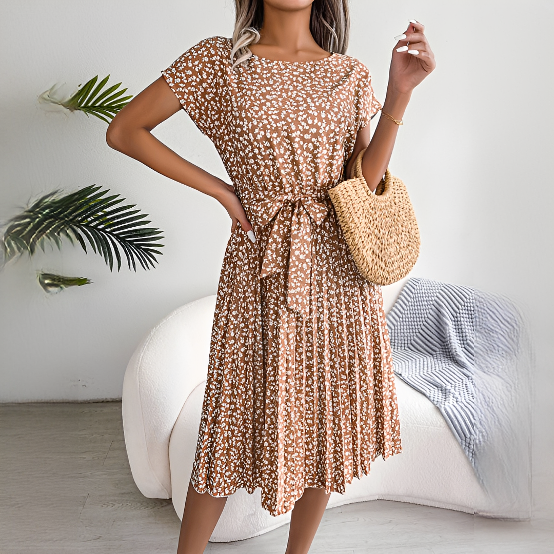 Lyka - Robe estivale chic à manches courtes pour femme