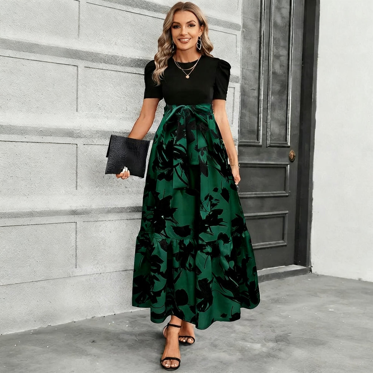 Astrid - Robe Jupe avec Motif Floral Raffiné