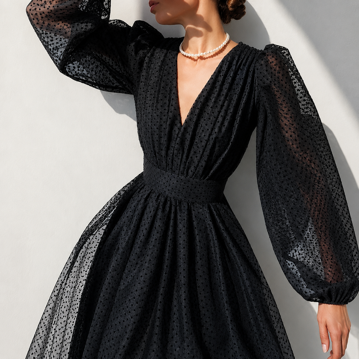Emina - Robe Chic à Col V et Manches Longues
