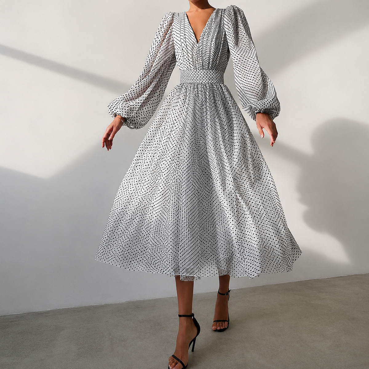 Emina - Robe Chic à Col V et Manches Longues