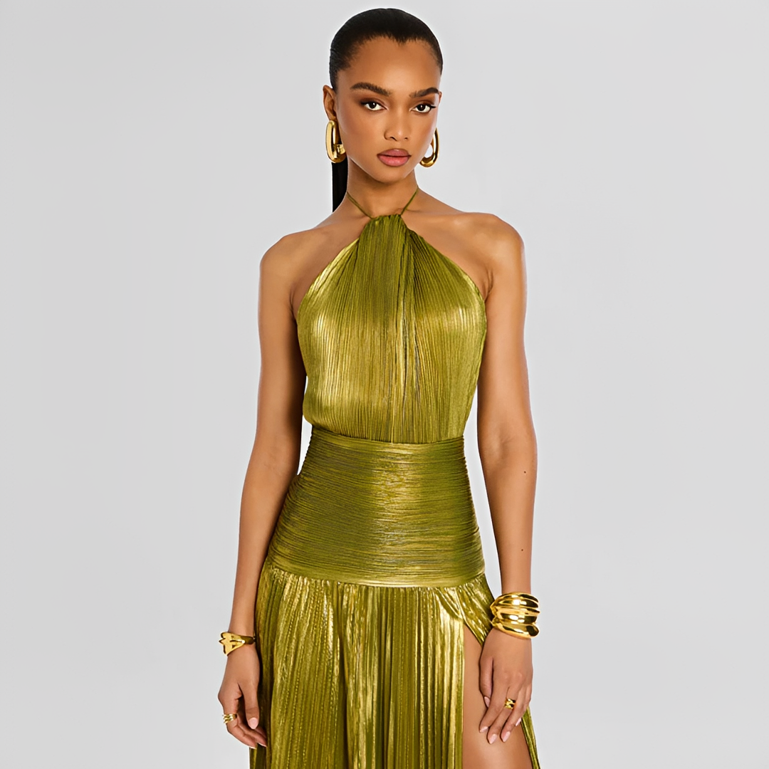 Naira - Robe Élégante à Plis avec Ouverture