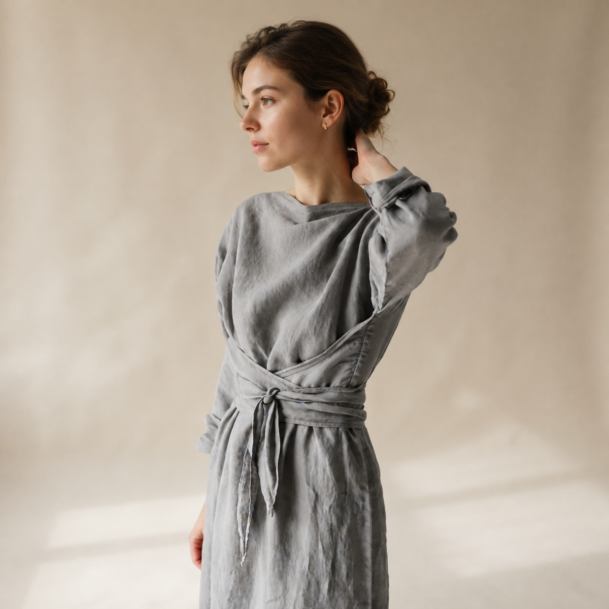 Ashlee - Longue robe fluide avec lacets et coupe libre