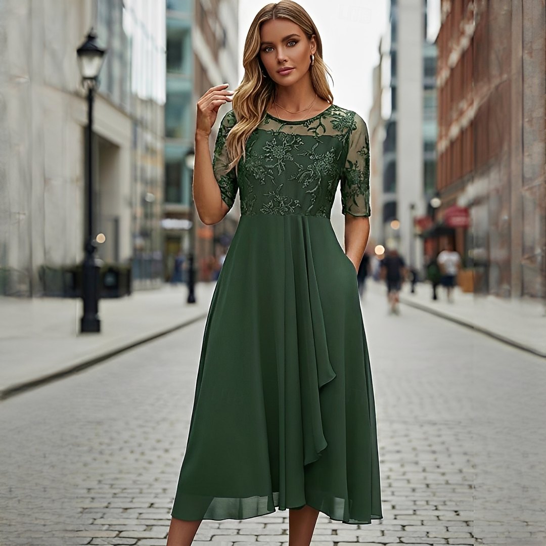 Victoria - Robe Élégante en Dentelle Creuse