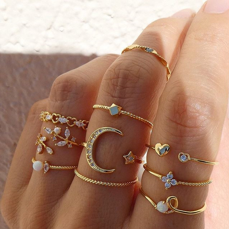 Lune et étoile - Bague de mode de 10 pièces