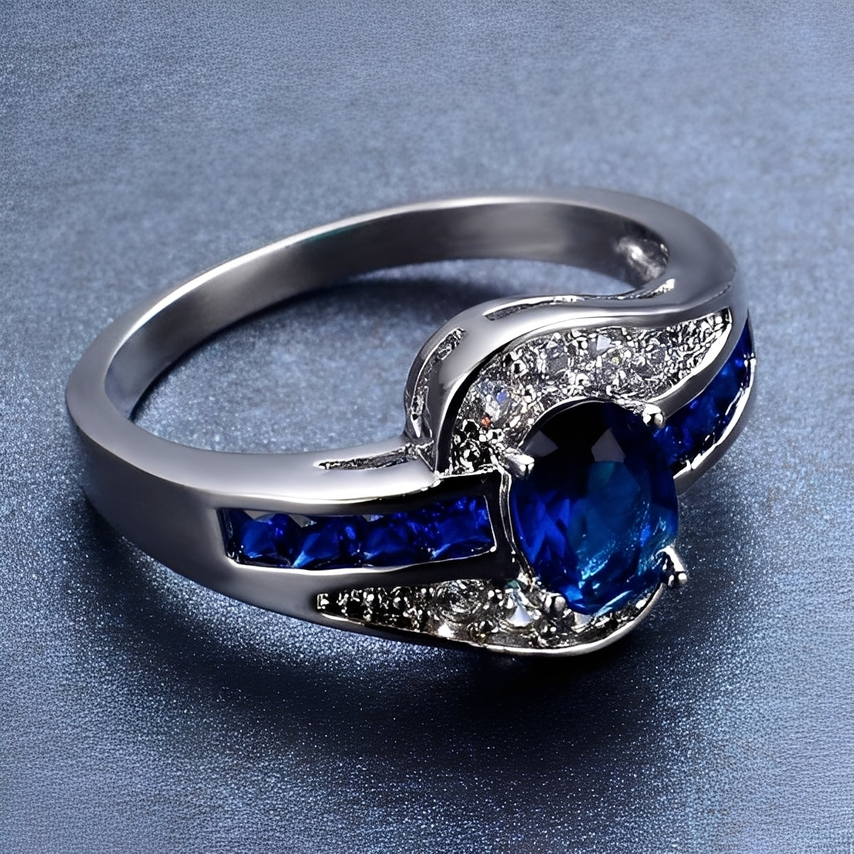Diane – Bague avec saphir bleu