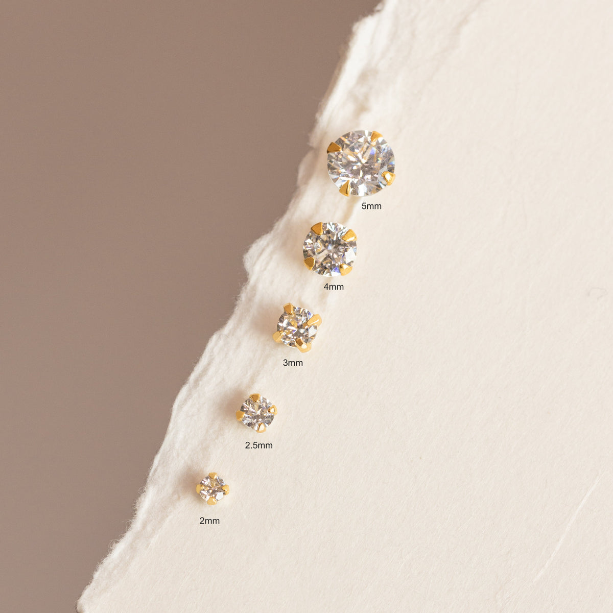 Sloane - Mini boucles d'oreilles brillantes de 2mm