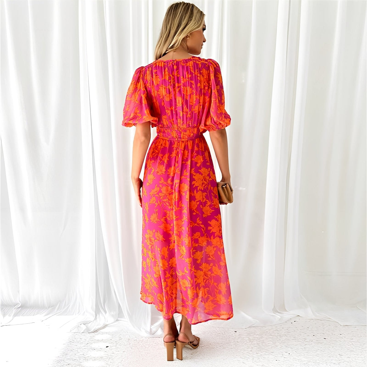 Louisa - Robe Midi Ample à Motif Floral