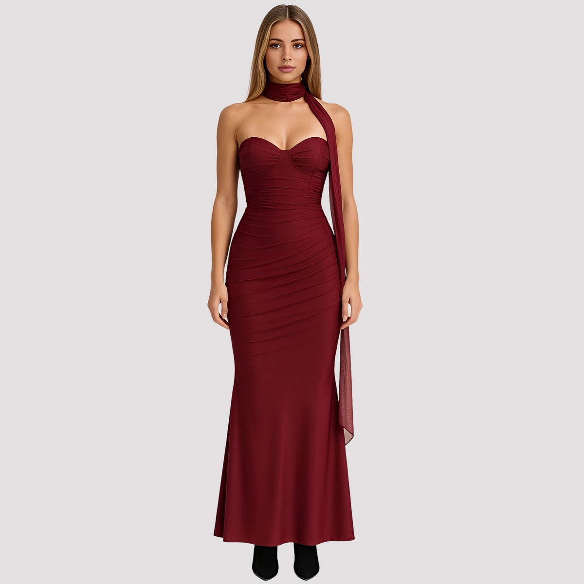 Antonia - Robe élégante ajustée avec collier