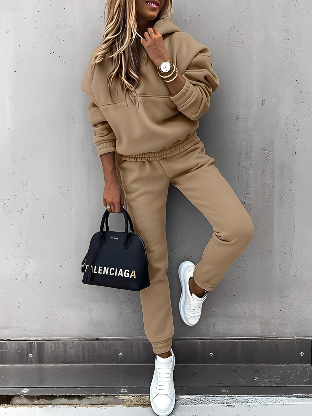 Dianna - Ensemble de jogging stylé avec capuche pour femmes