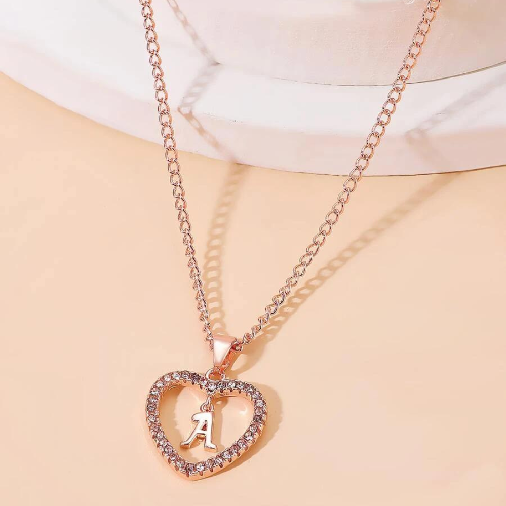 Collier de Cœur Initial en Cristal - Collier avec pendentif de cœur initial