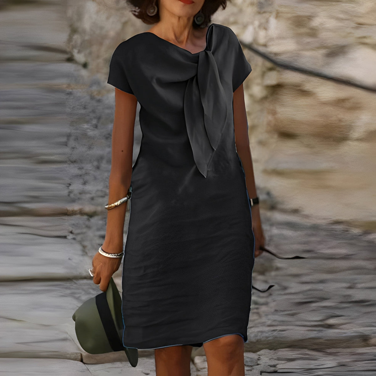 Hazel - Petite robe chic style cravate pour femmes