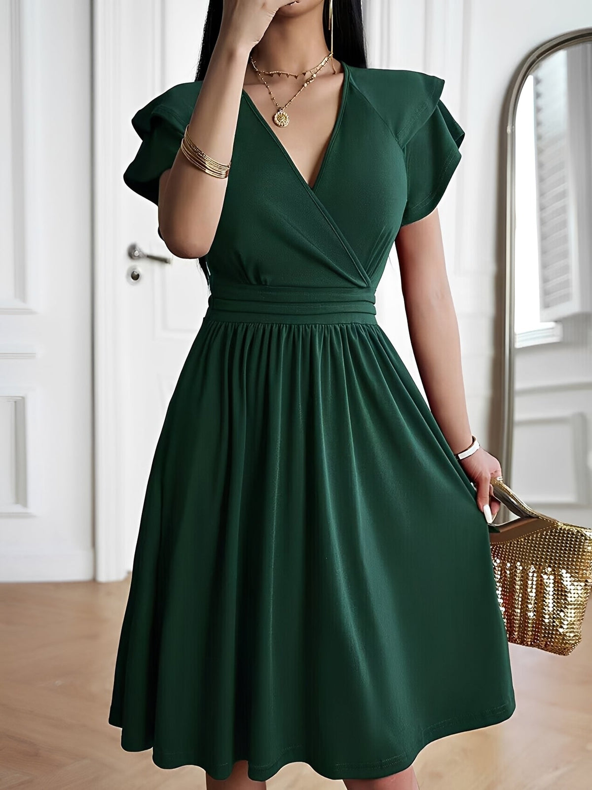 Laura - Robe chic avec décolleté en V pour femmes