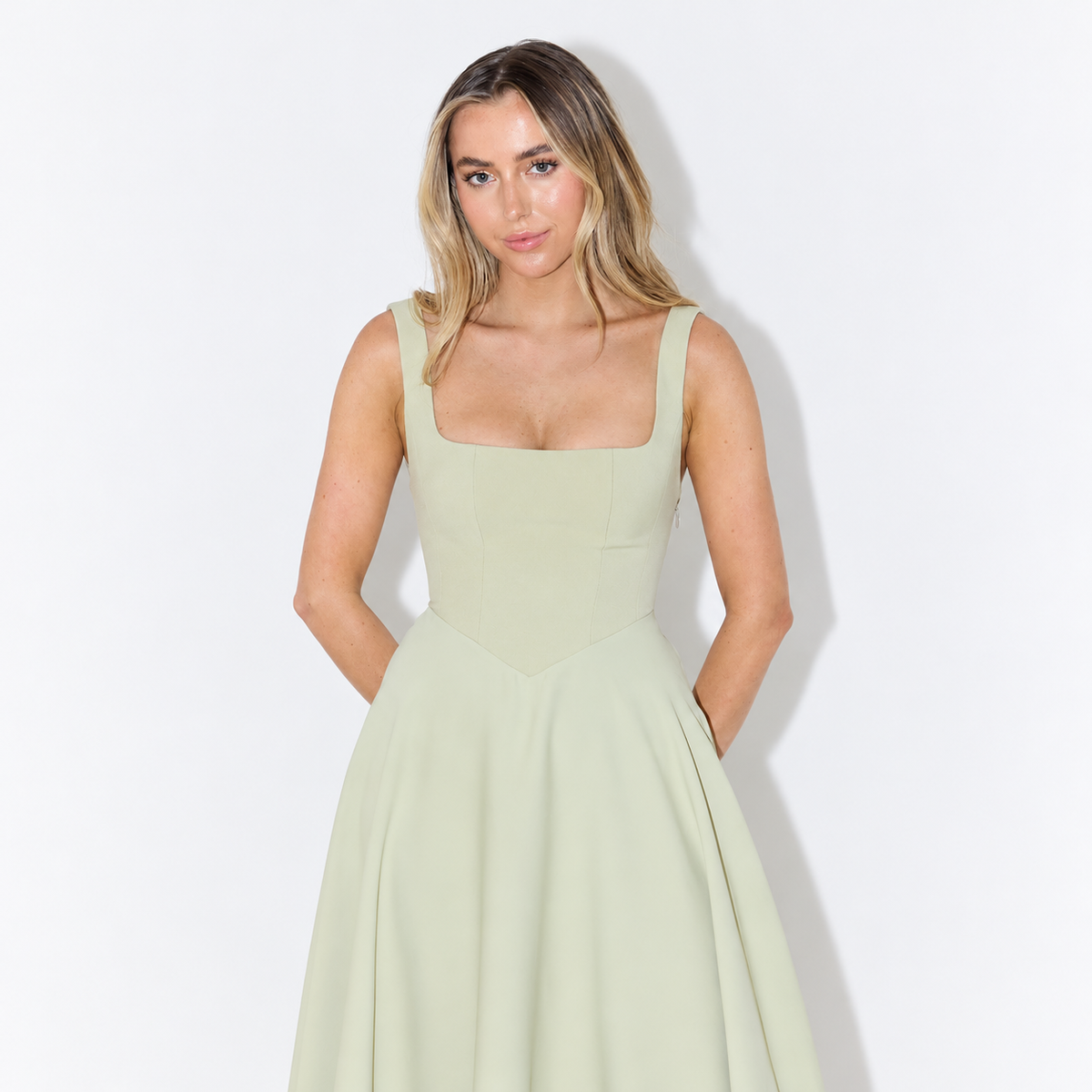 Melisandre - Robe Midi Femme, Chic & Polyvalente