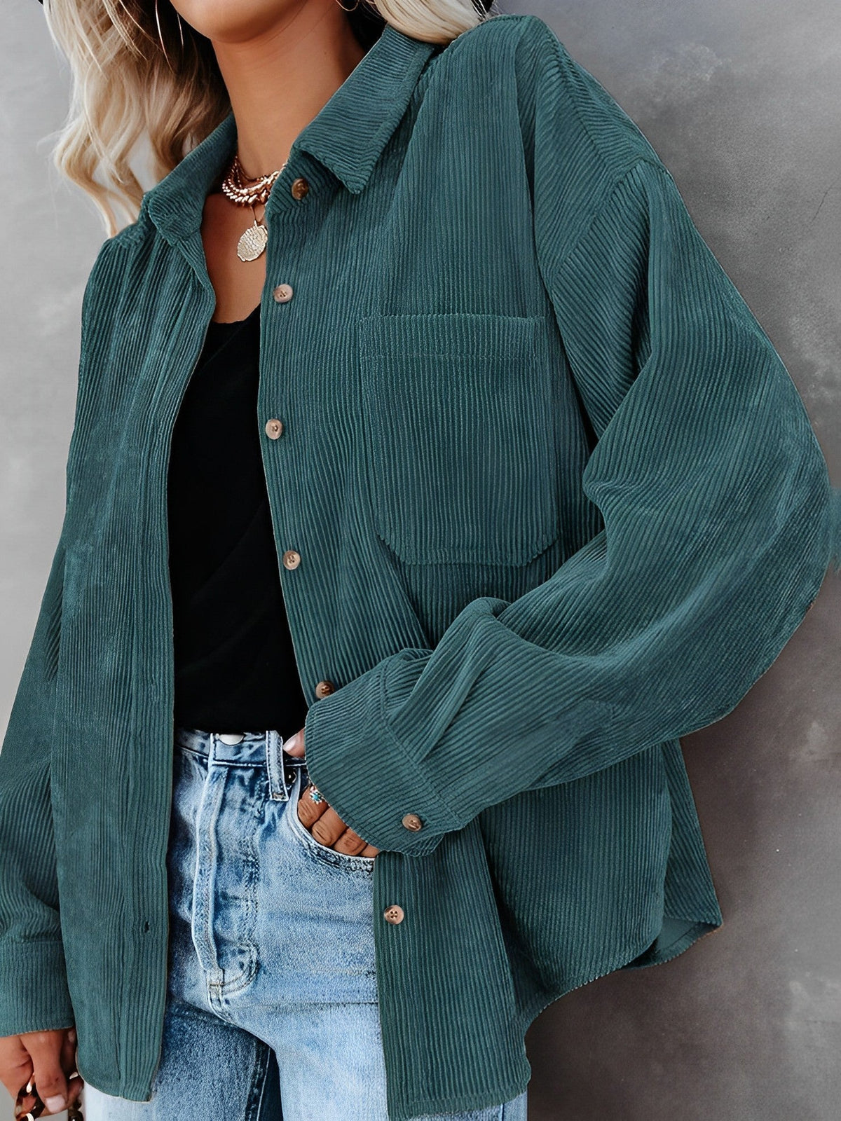 Amara - Veste en velours côtelé avec boutons