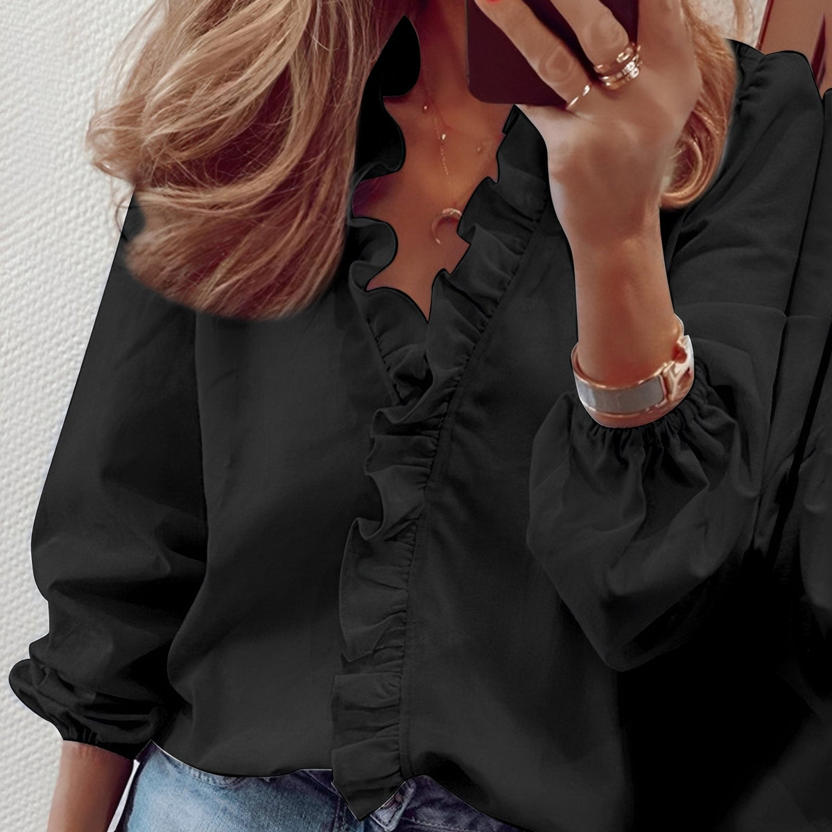 Martha - Blouse chic à volants avec col en V pour femmes