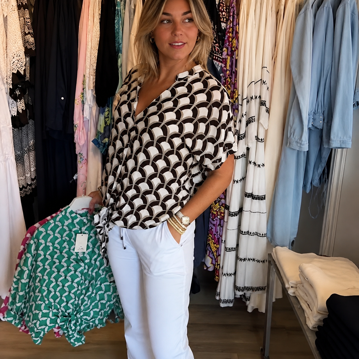 Leona - Haut chic avec motif pour femmes