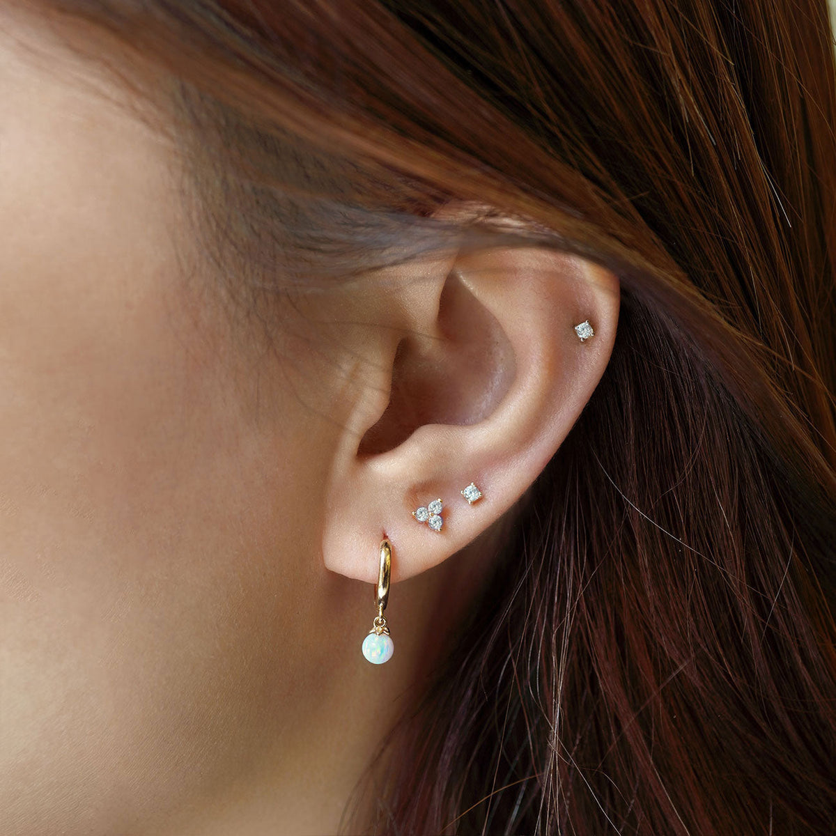 Ensemble de boucles d'oreilles trèfle miniature avec pavé
