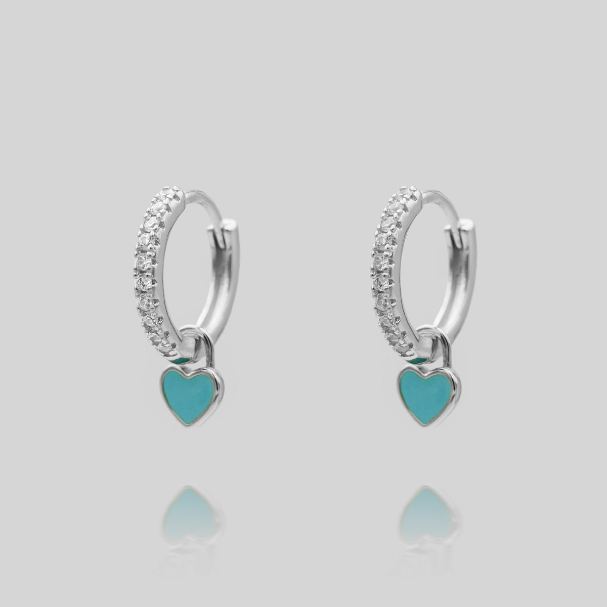 Gabby – Boucles d'oreilles huggies en forme de cœur