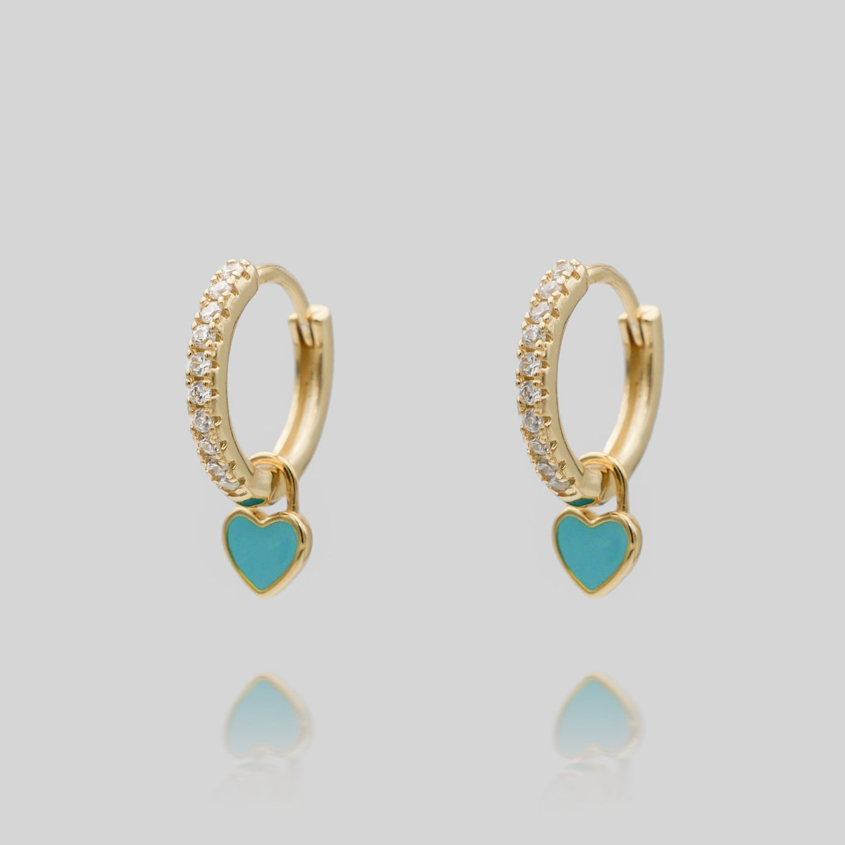 Gabby – Boucles d'oreilles huggies en forme de cœur