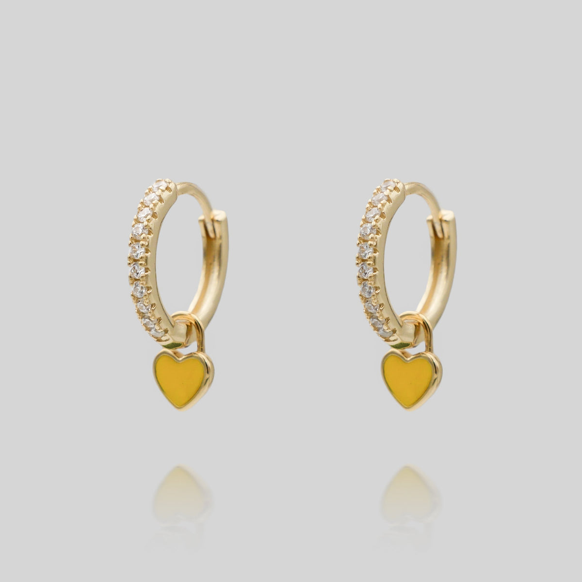 Gabby – Boucles d'oreilles huggies en forme de cœur