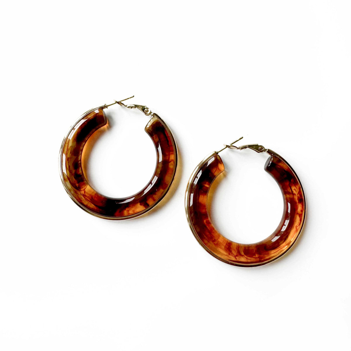 Oreilia – Boucles d'oreilles créoles en écaille