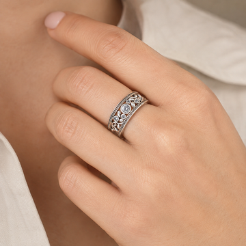 Nina – Bague vintage en argent et zircon