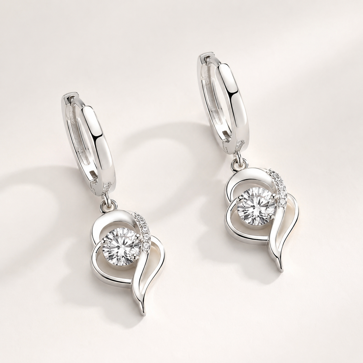 Noelle – Boucles d'Oreilles de fleurs en argent sterling 925 et zircons