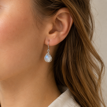 Aylin – Boucles d'oreilles pendantes boho avec pierre de lune
