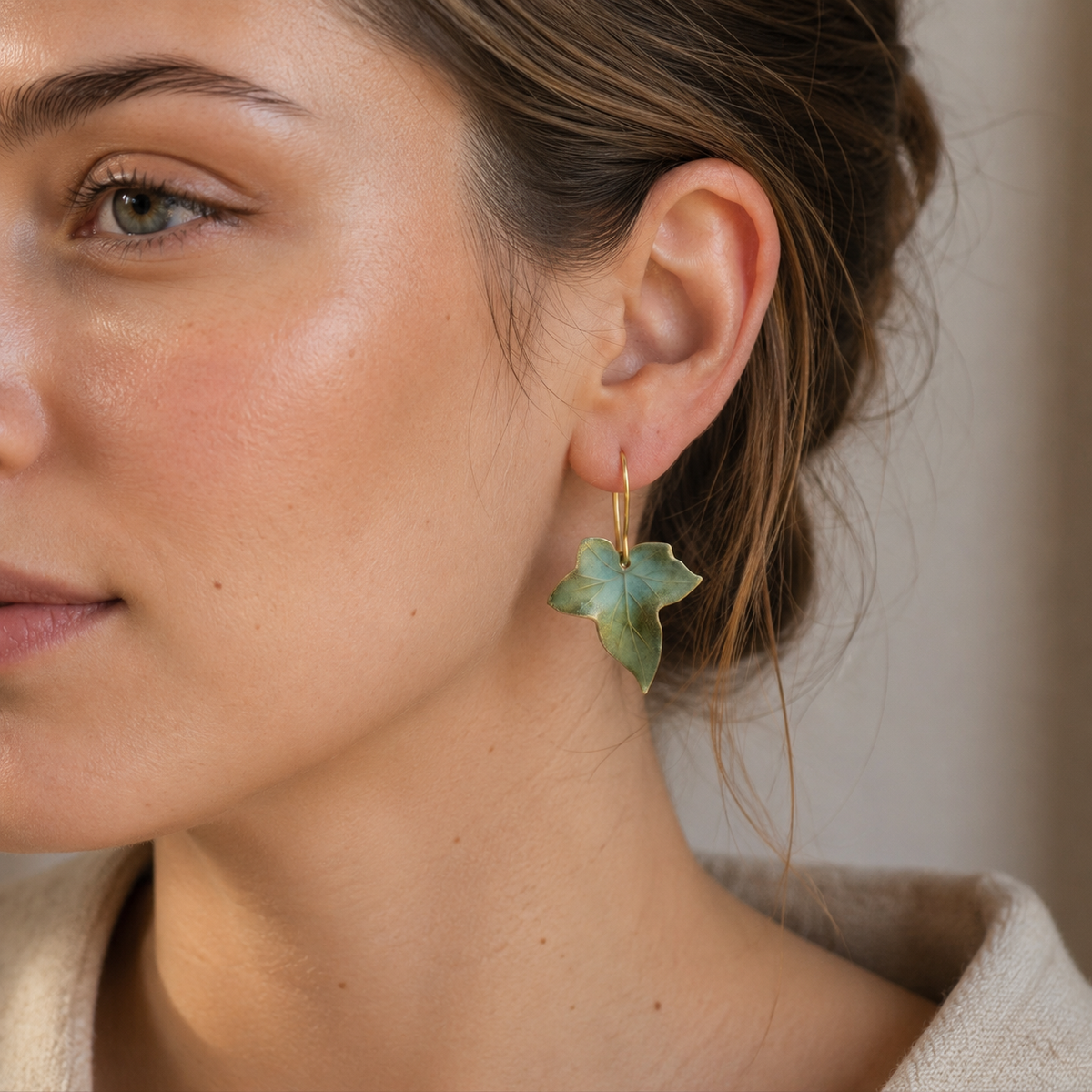 Silva – Boucles d'oreilles vintage avec feuille verte