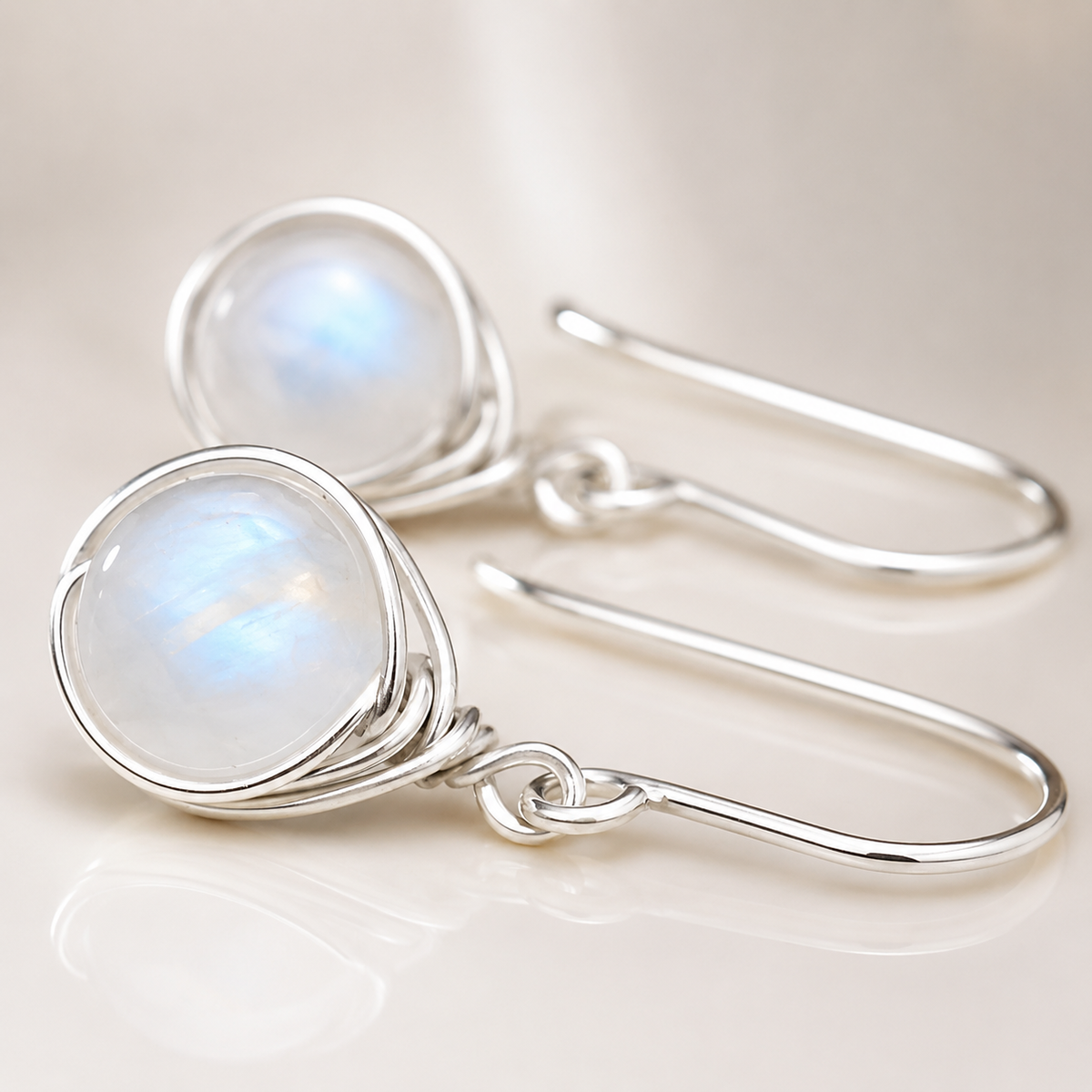 Aylin – Boucles d'oreilles pendantes boho avec pierre de lune