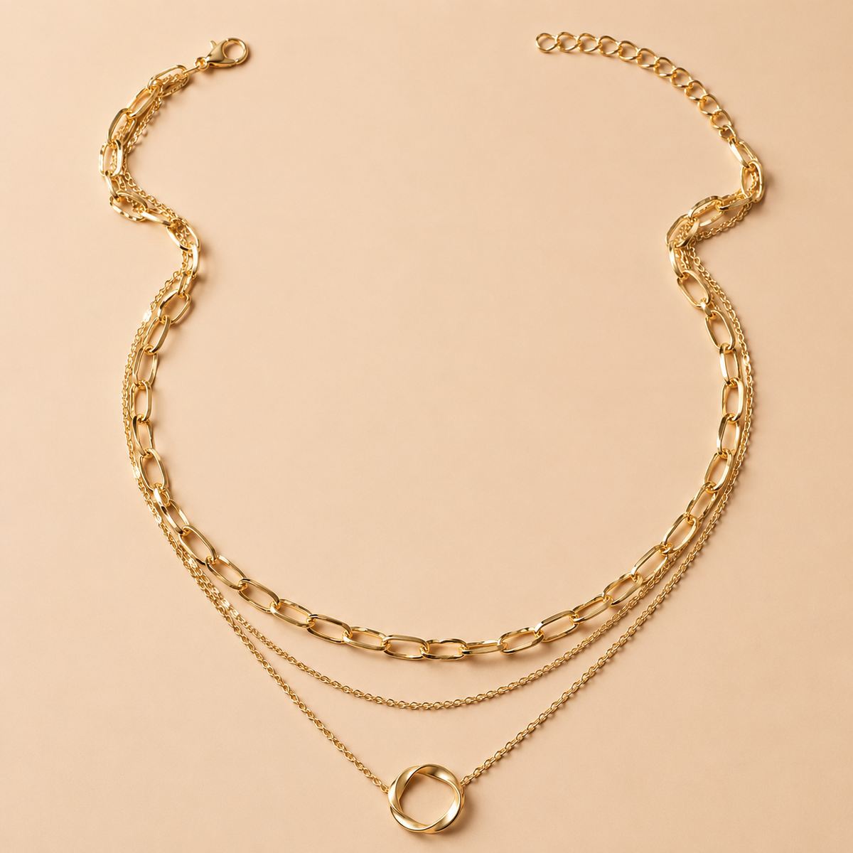 Michelle – Collier vintage avec chaînes dorées en couches et pendentif