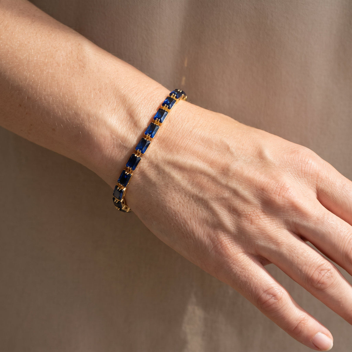 Mireda – Bracelet doré Thalindra