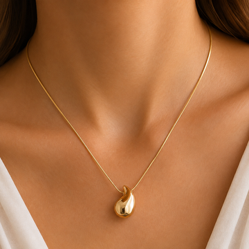 Collier de gouttes d'eau de grande taille - Collier doré avec pendentif de goutte d'eau