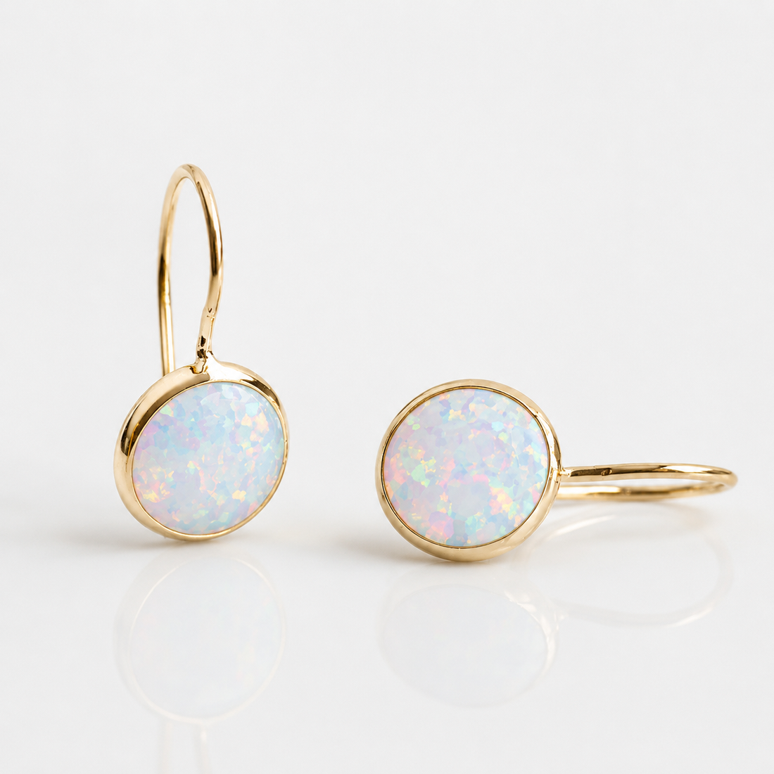 Mireya – Boucles d'oreilles vintage en or avec pierre d'opale
