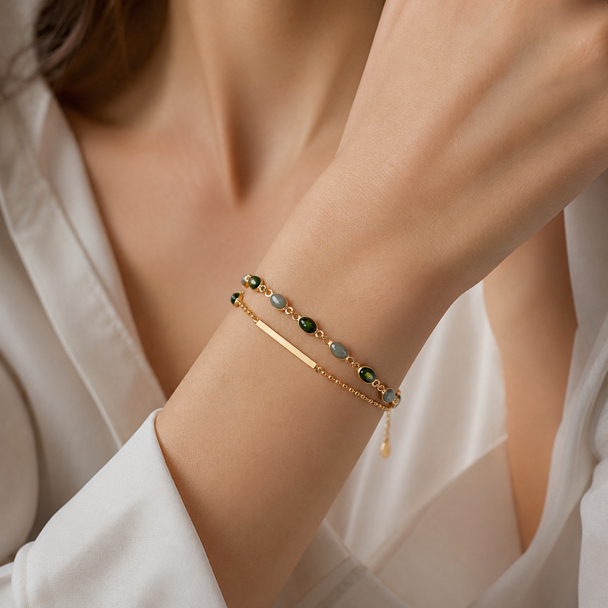Manon – Bracelet en pierre verte en or