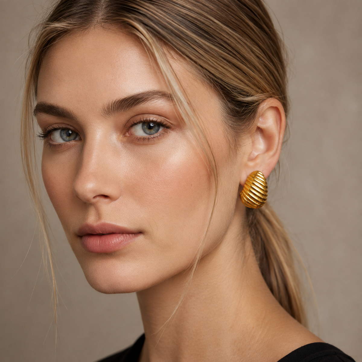 Alice – Boucles d'oreilles élégantes plaquées or