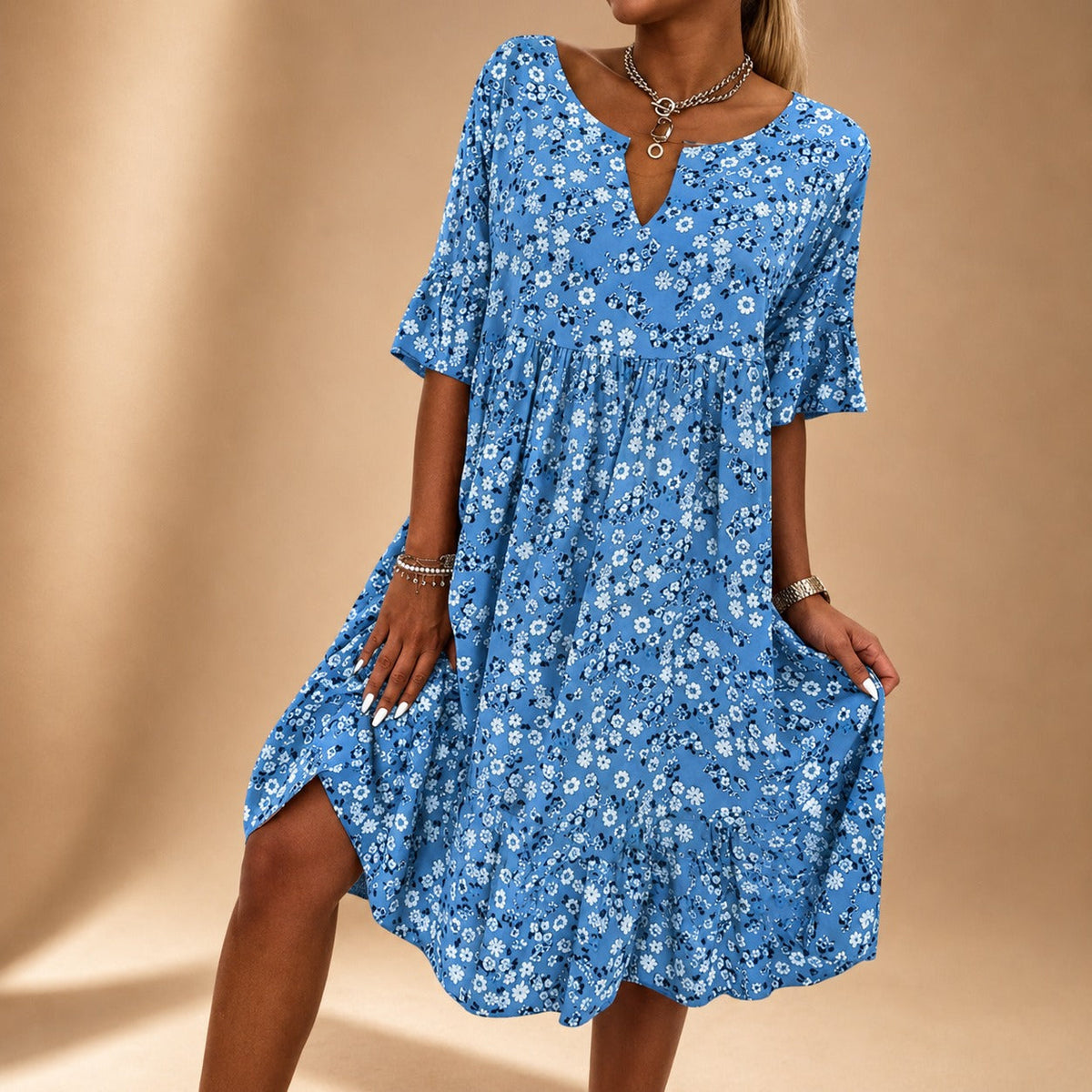Lilian - Robe Élégante à Fleurs Flottantes