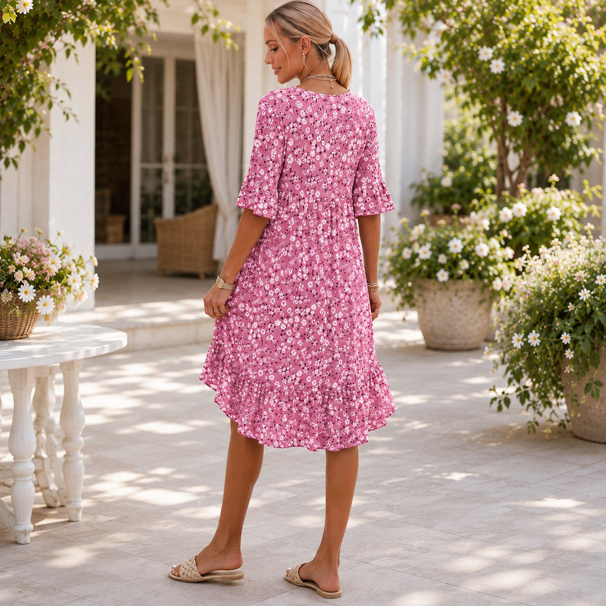 Lilian - Robe Élégante à Fleurs Flottantes