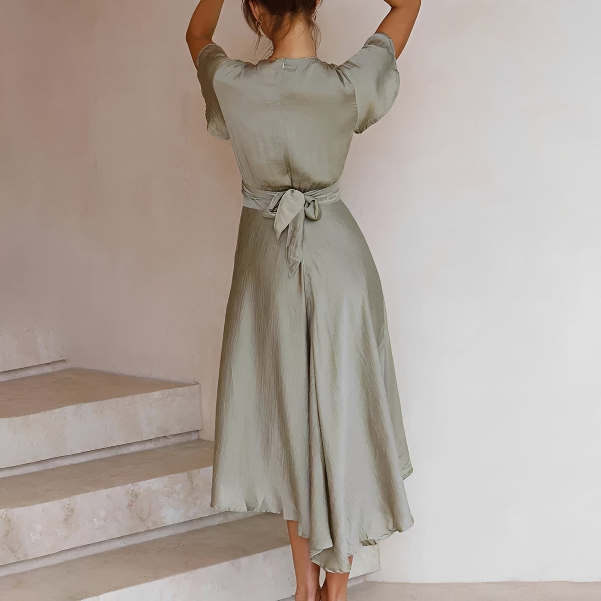 Eliana - Robe Asymétrique Élégante