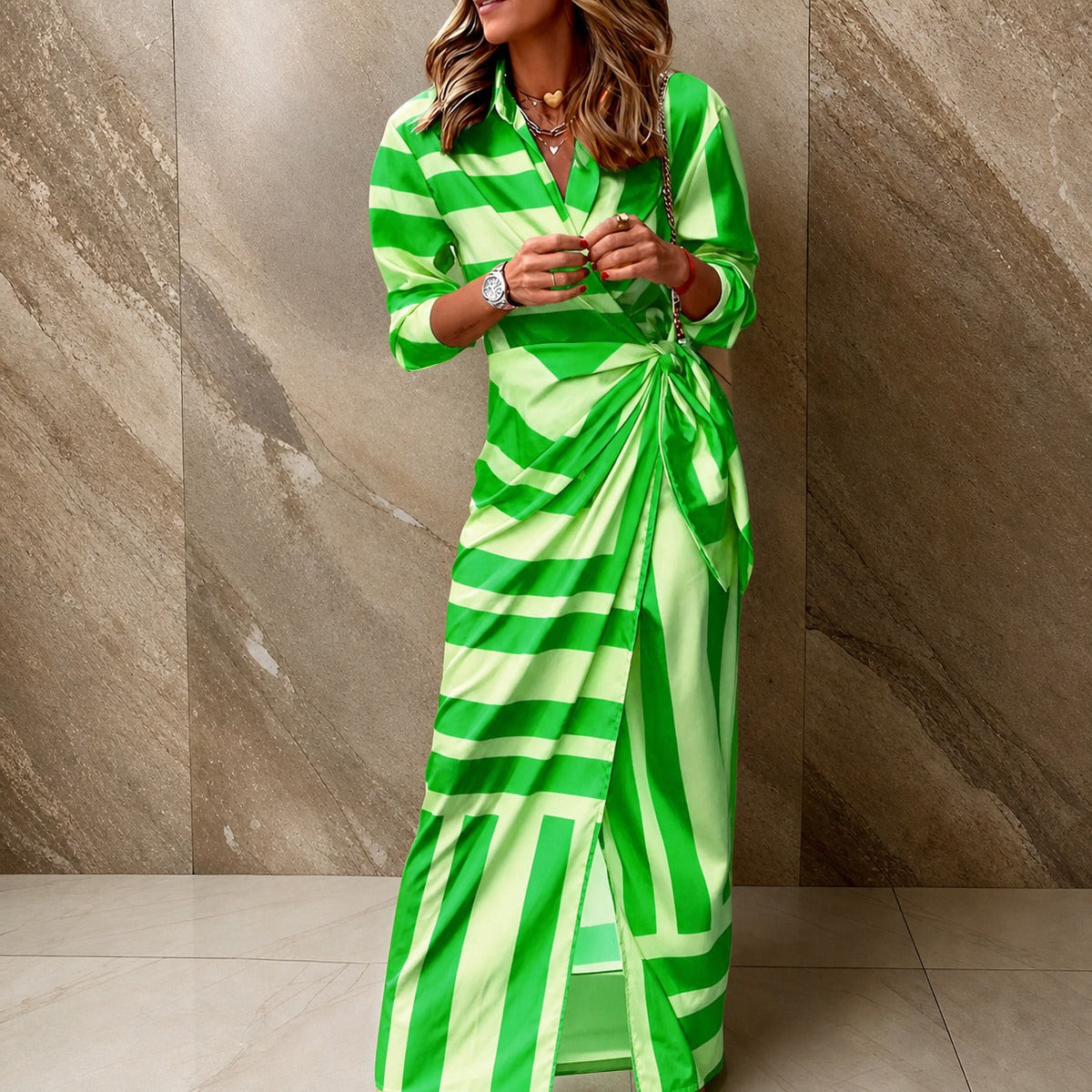 Aliza - Robe Portefeuille Rayée Élégante