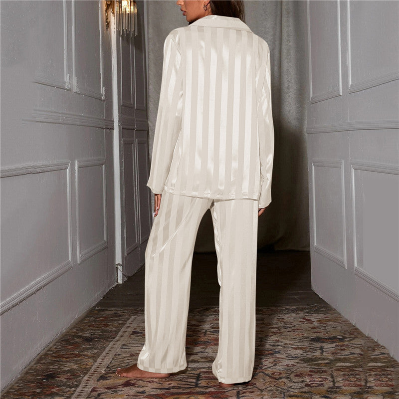 Pyjama en Soie Élégante pour Femme