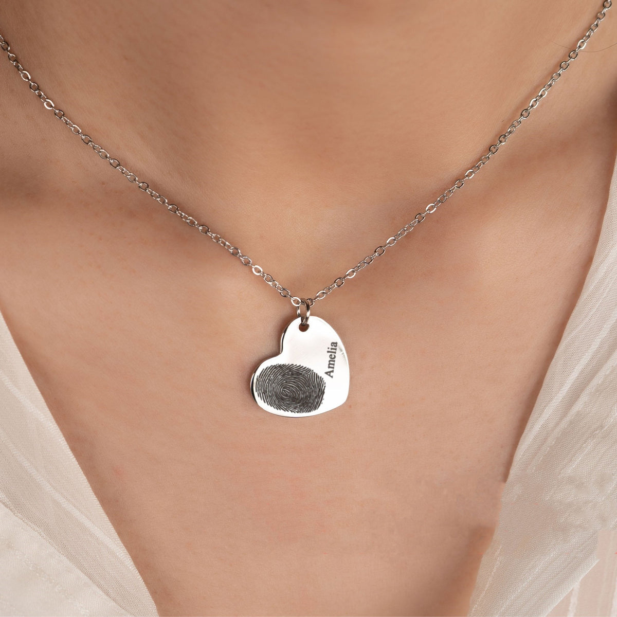 Empreinte digitale en forme de cœur - Collier avec nom personnalisé