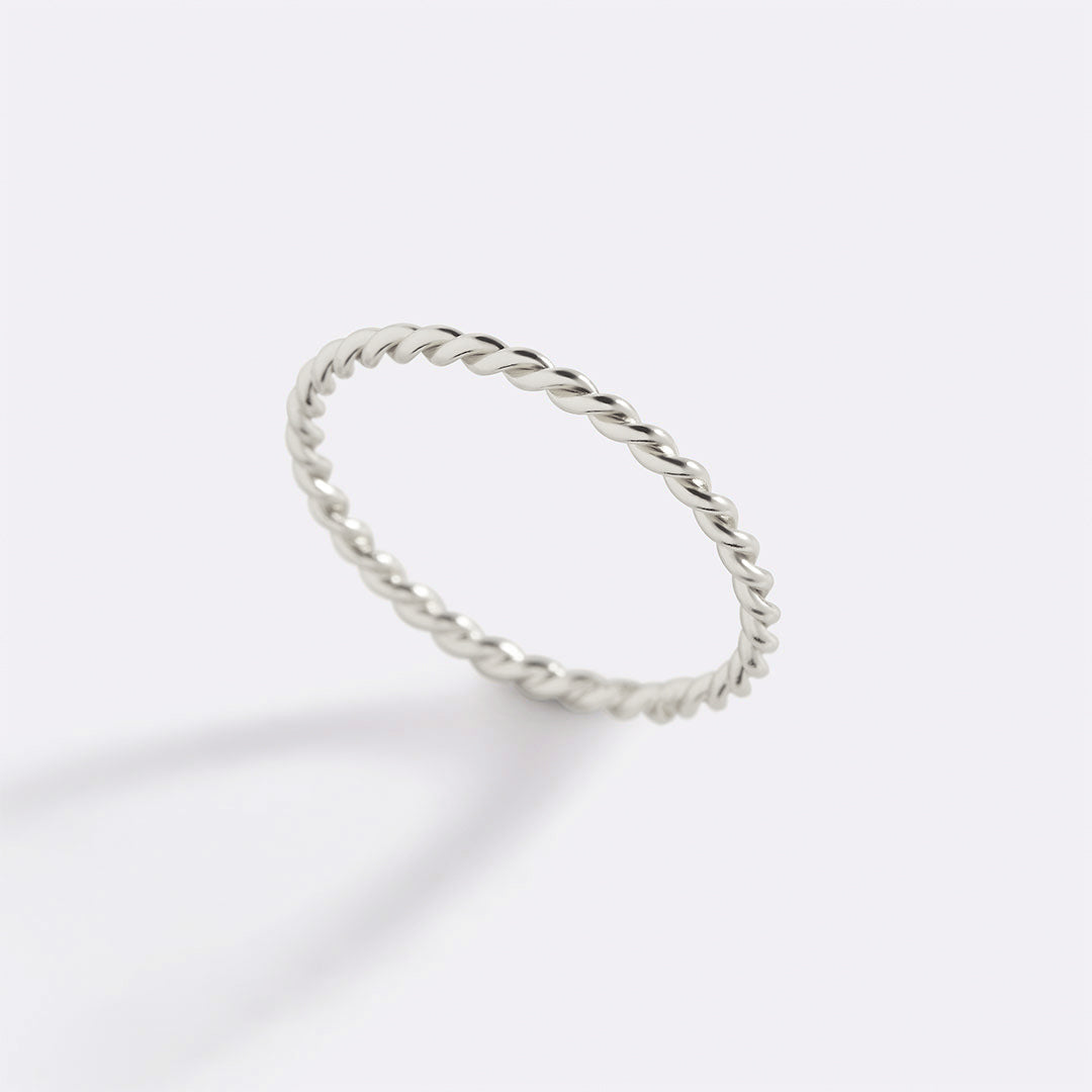 Manon – Bague tressée empilable