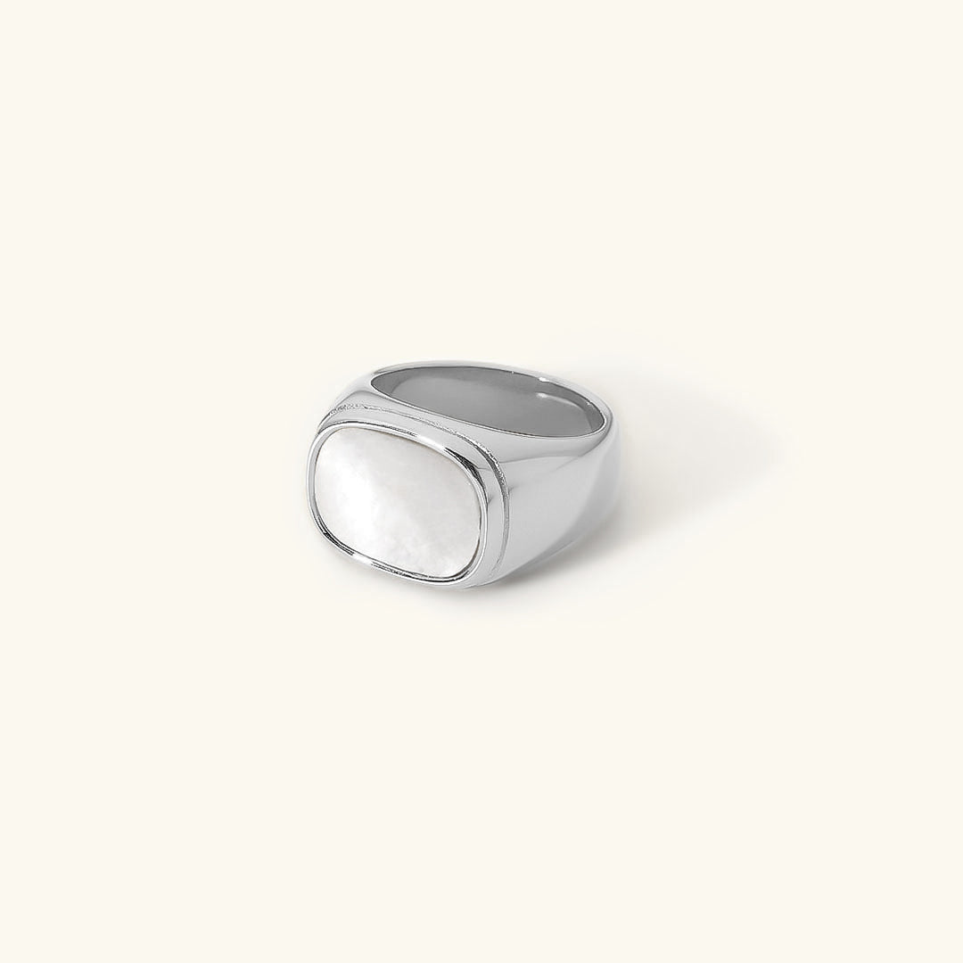 Nova - Bague en or avec coquillage lisse
