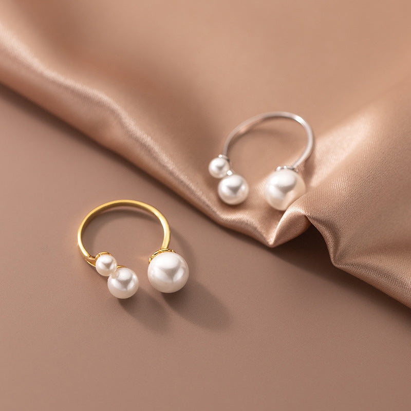 Amandine – Bague ajustable avec trois perles d'eau douce