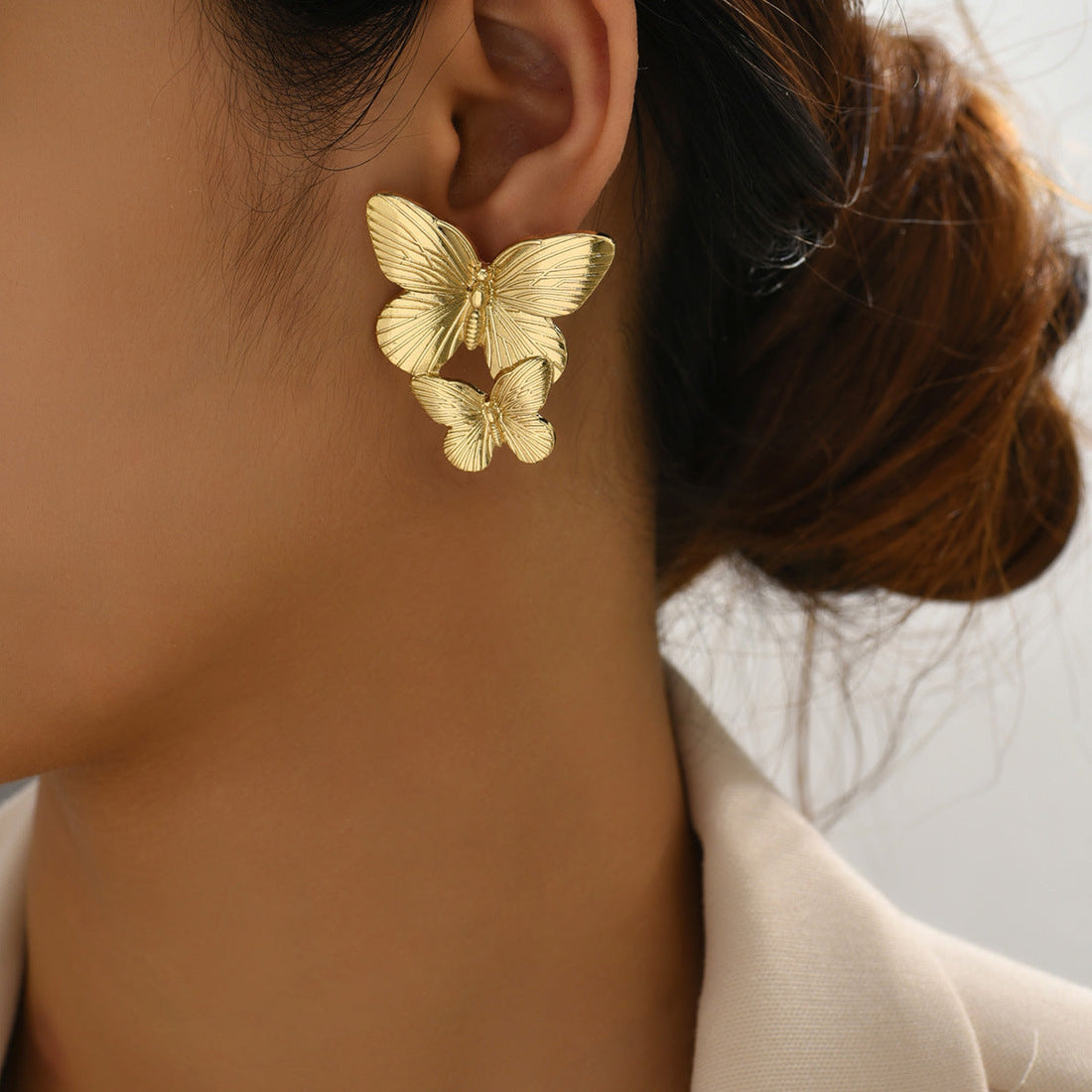 Mariah - Boucles d'oreilles en or en forme de papillon