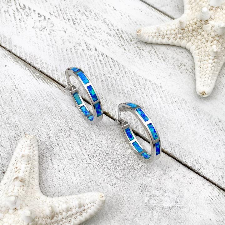 Naia – Boucles d'oreilles en argent et opale avec inspiration marine