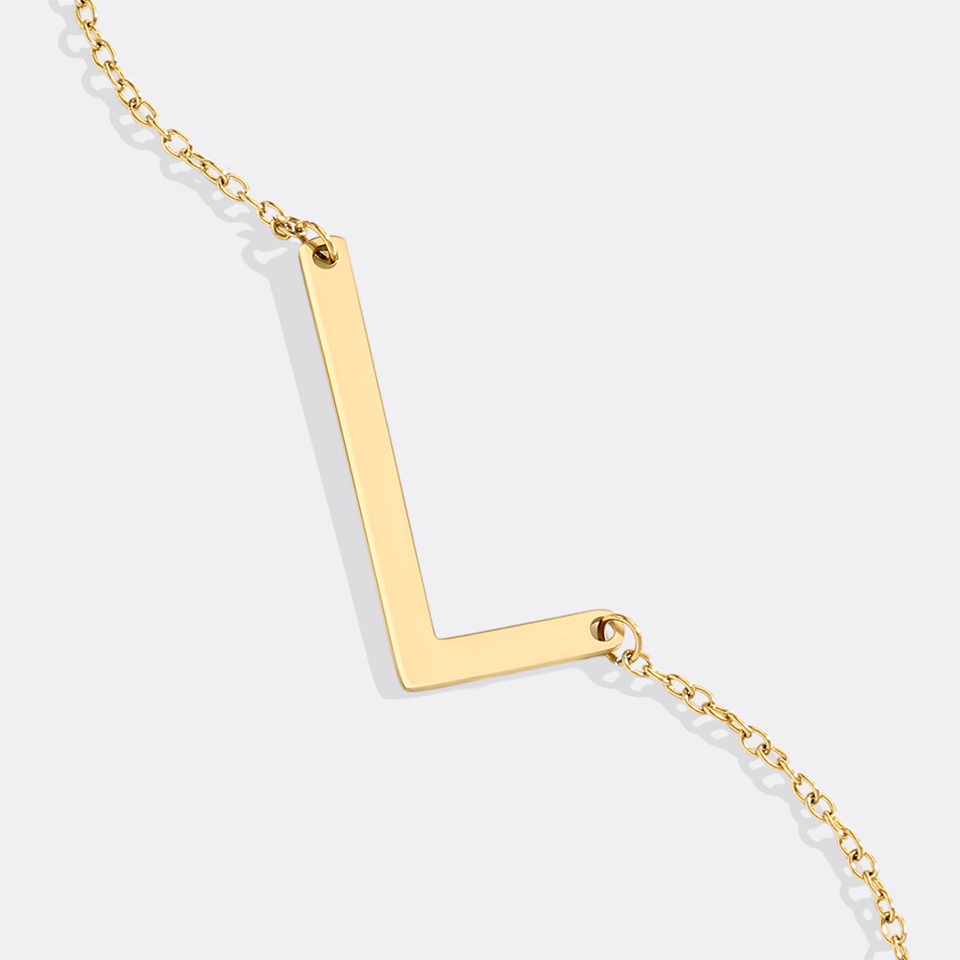 Inez – Collier avec initiale déclarative